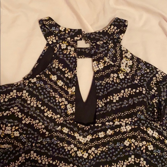 Black floral dress - Picture 4 of 4